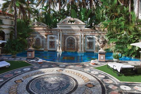 versace estate miami beach|where did gianni Versace live.